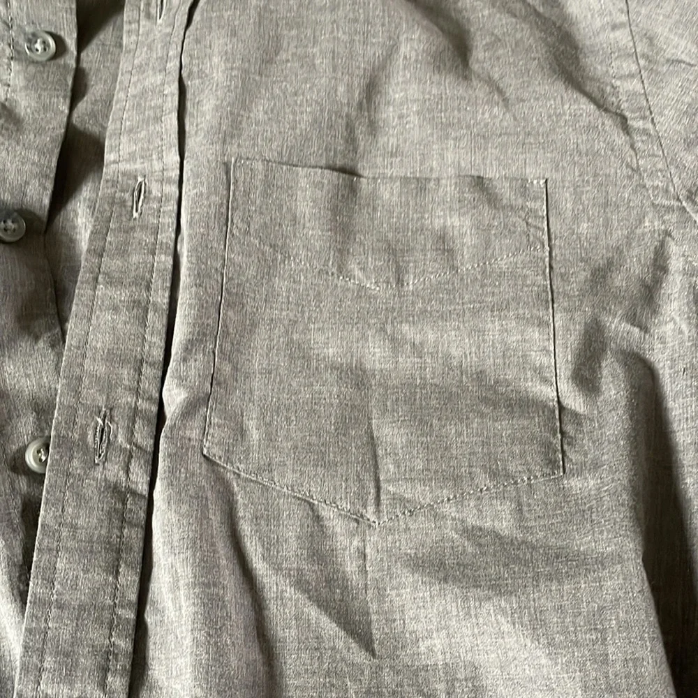 Old Navy Relaxed Fit Gray Boys Collared Button Down